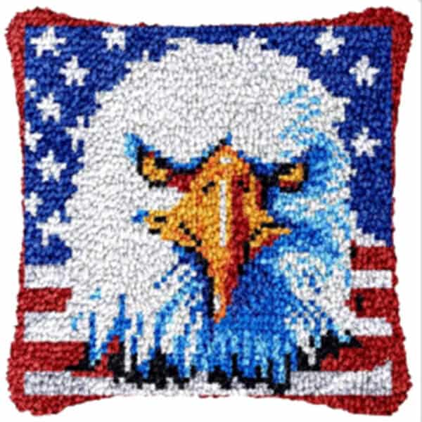 coussin-canevas-aigle-2