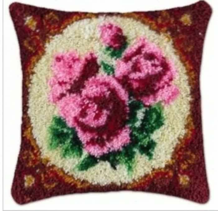 coussin-canevas-bouquet-de-fleurs-2