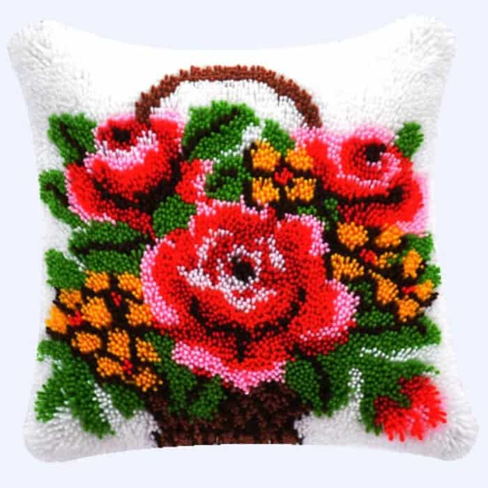 coussin-canevas-bouquet-de-fleurs-7