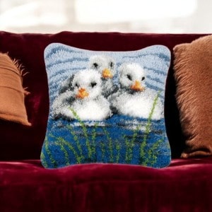 coussin-canevas-caneton-1