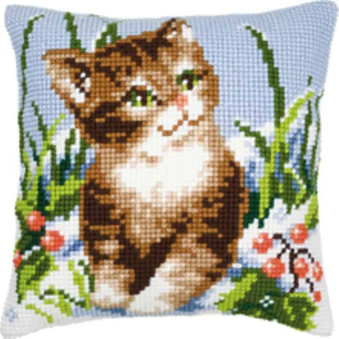 coussin-canevas-chaton-2