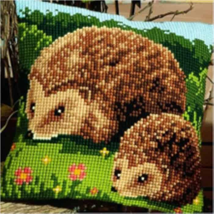 coussin-canevas-herisson-2