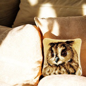 coussin-canevas-hibou-2