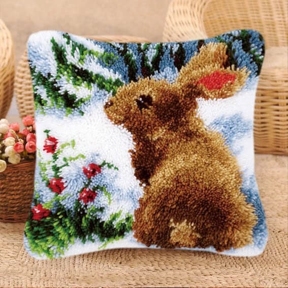 coussin-canevas-lapin-2