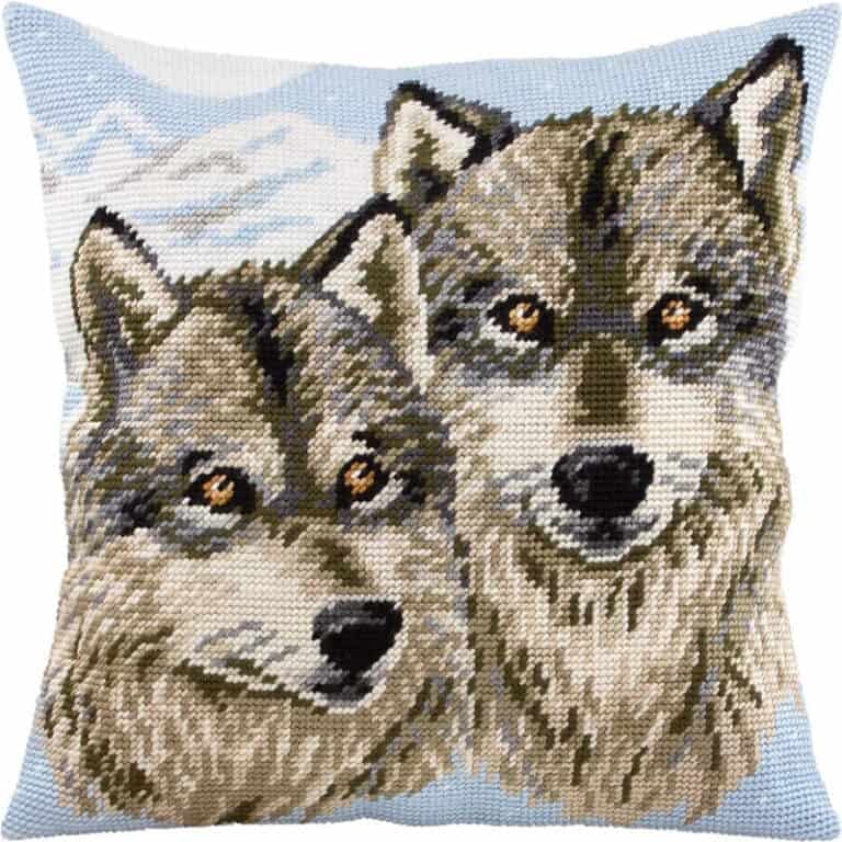 Coussin canevas loup