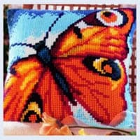 coussin-canevas-papillon-2