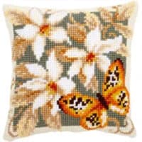 coussin-canevas-papillon-3