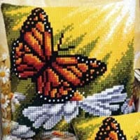 coussin-canevas-papillon-6
