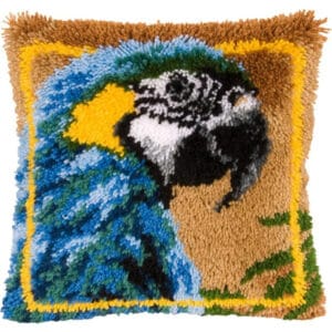 coussin-canevas-perroquet-2