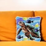 coussin-canevas-tortue-1