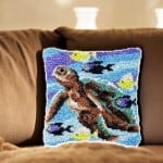 coussin-canevas-tortue-2
