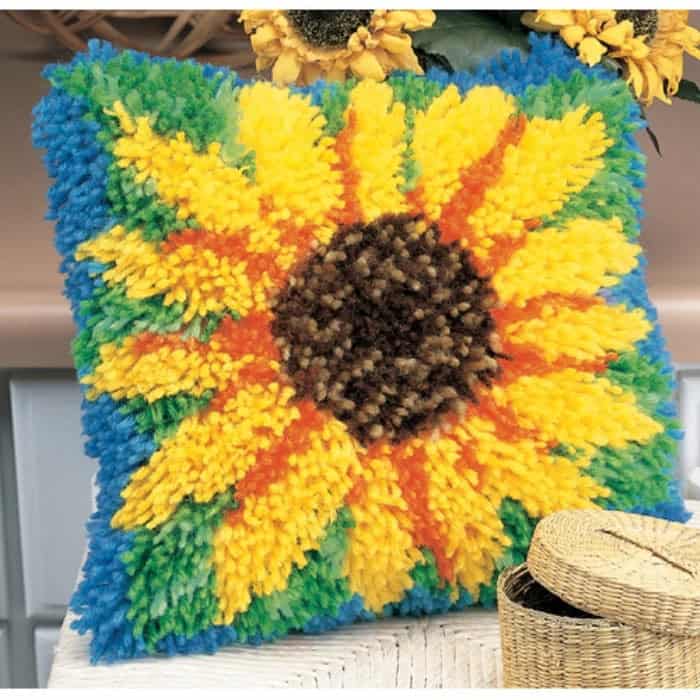 coussin-canevas-tournesol-4